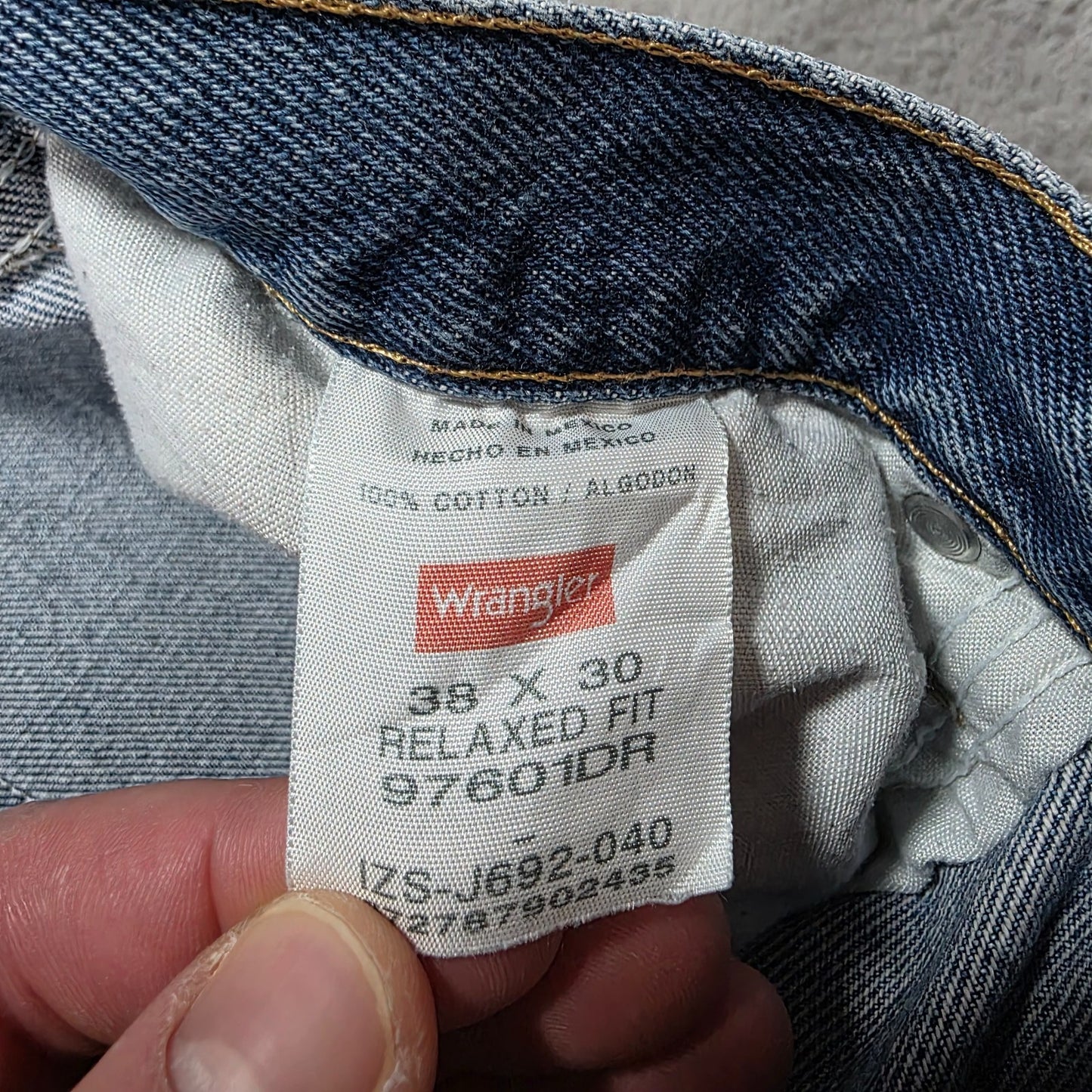 Wrangler 97601DR Relaxed Fit Blue Denim Jeans Men’s W36 L26 (Adjusted)