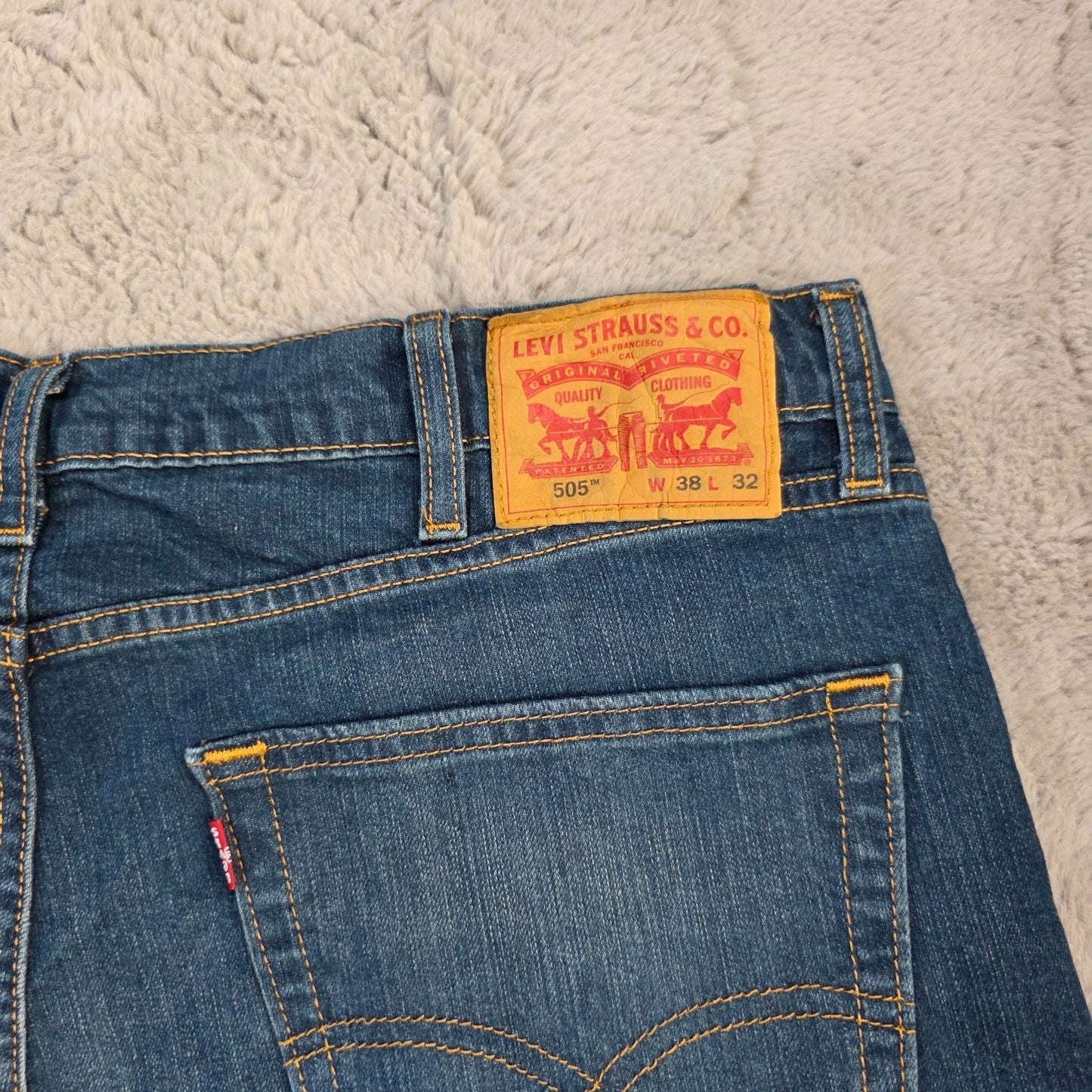 Levi’s 505 men’s straight blue jeans W38 L32 classic fit stretch denim