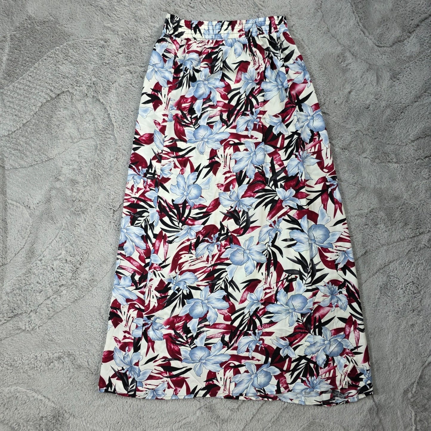 Women’s Maxi Skirt L/XL White Blue Red Floral 100% Cotton