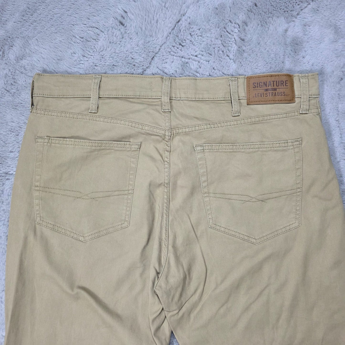 Levi’s Signature Athletic Jeans Men’s Khaki Lighter Cotton Fabric Zip Pocket W38