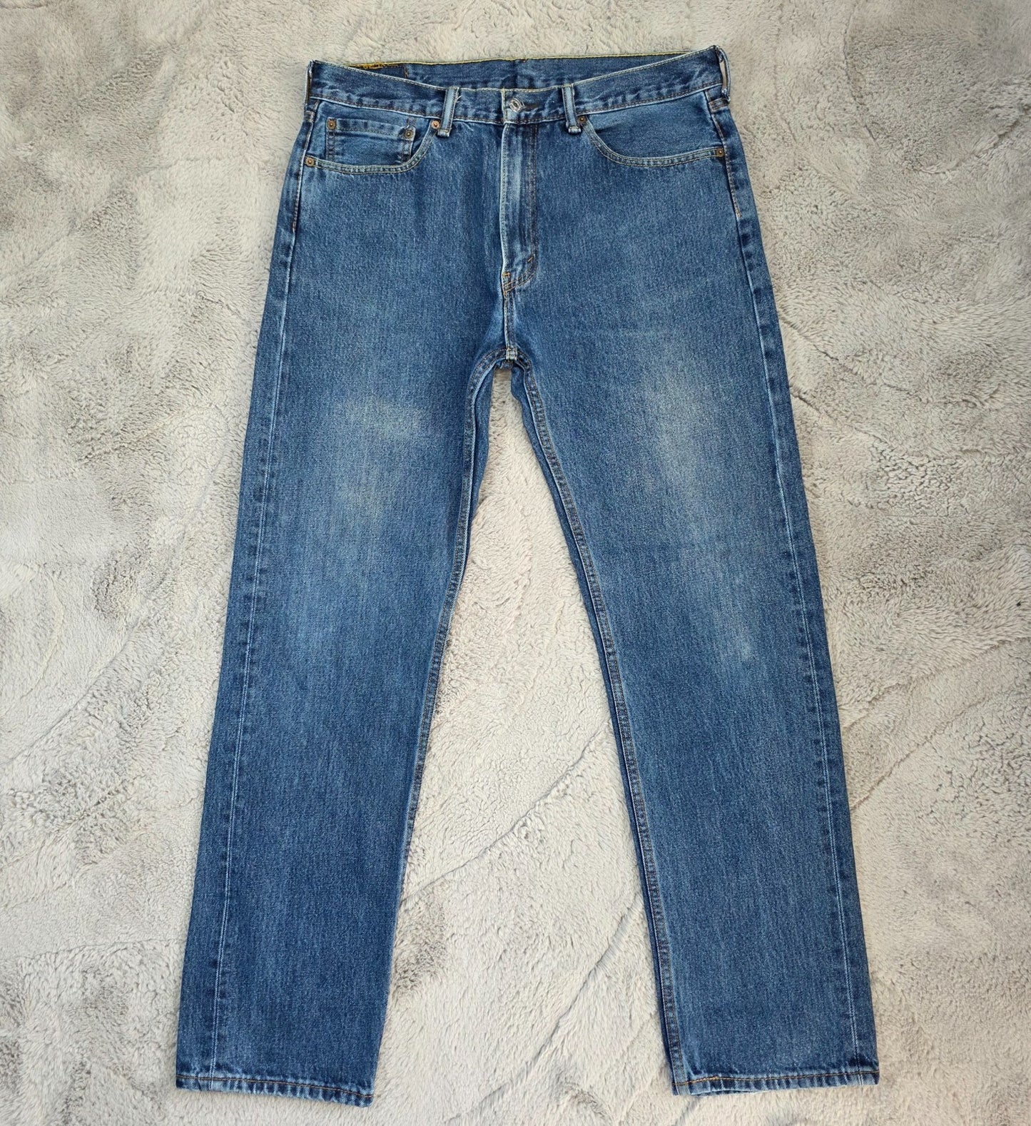 Levi’s 505 men’s straight leg jeans blue W36 L34 (actual inseam 33”)