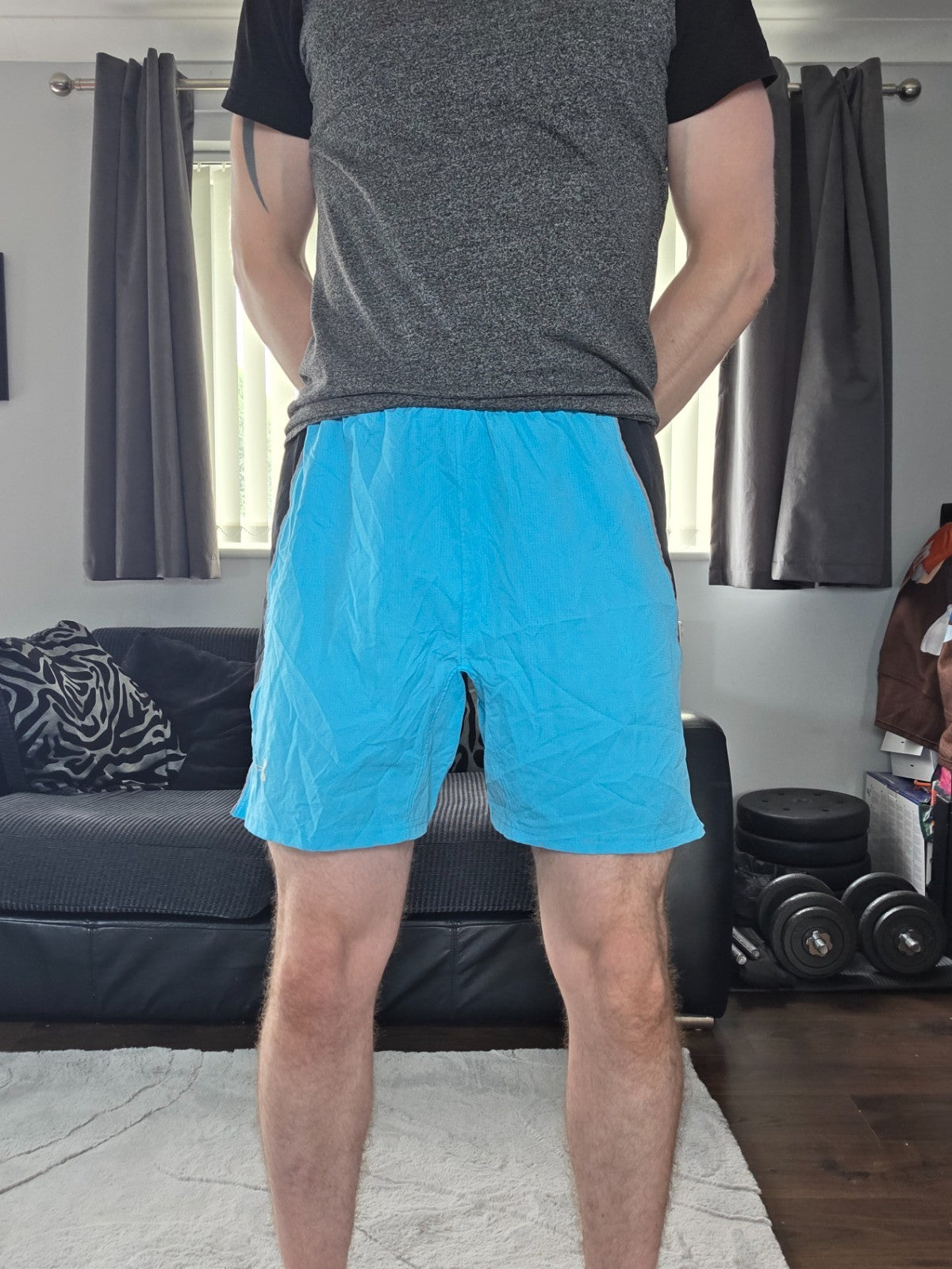 Under Armour HeatGear Blue Sports Shorts Size L W30 | Fitted Lined Gym Shorts