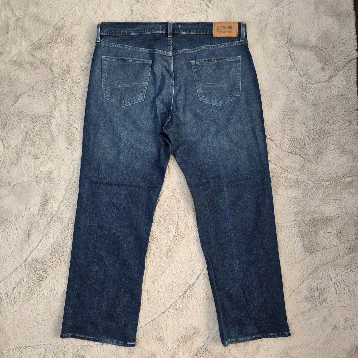Levi’s Signature Relaxed Jeans Dark Blue W36 L29 Excellent Condition