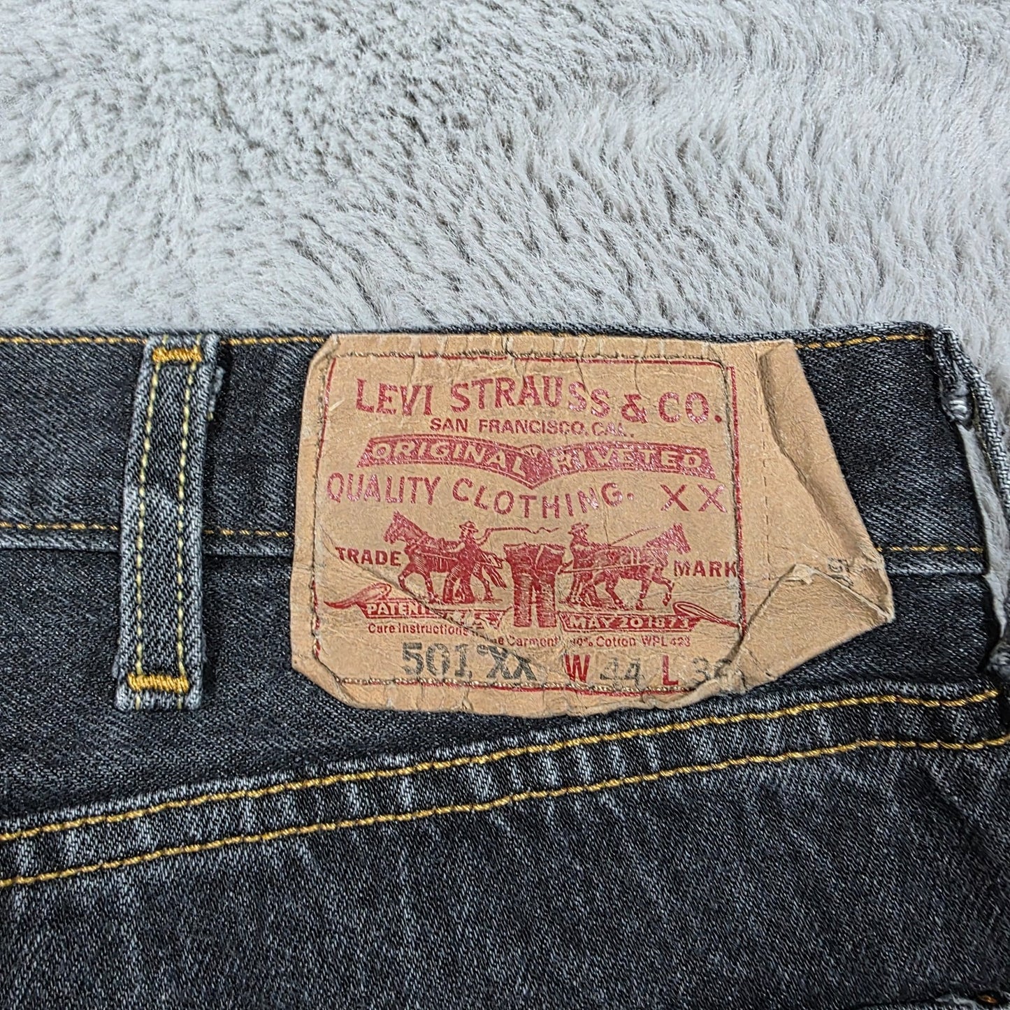 Levi’s 501XX Jeans Men’s Black Denim Button Fly Vintage Made in Mexico W42 L28