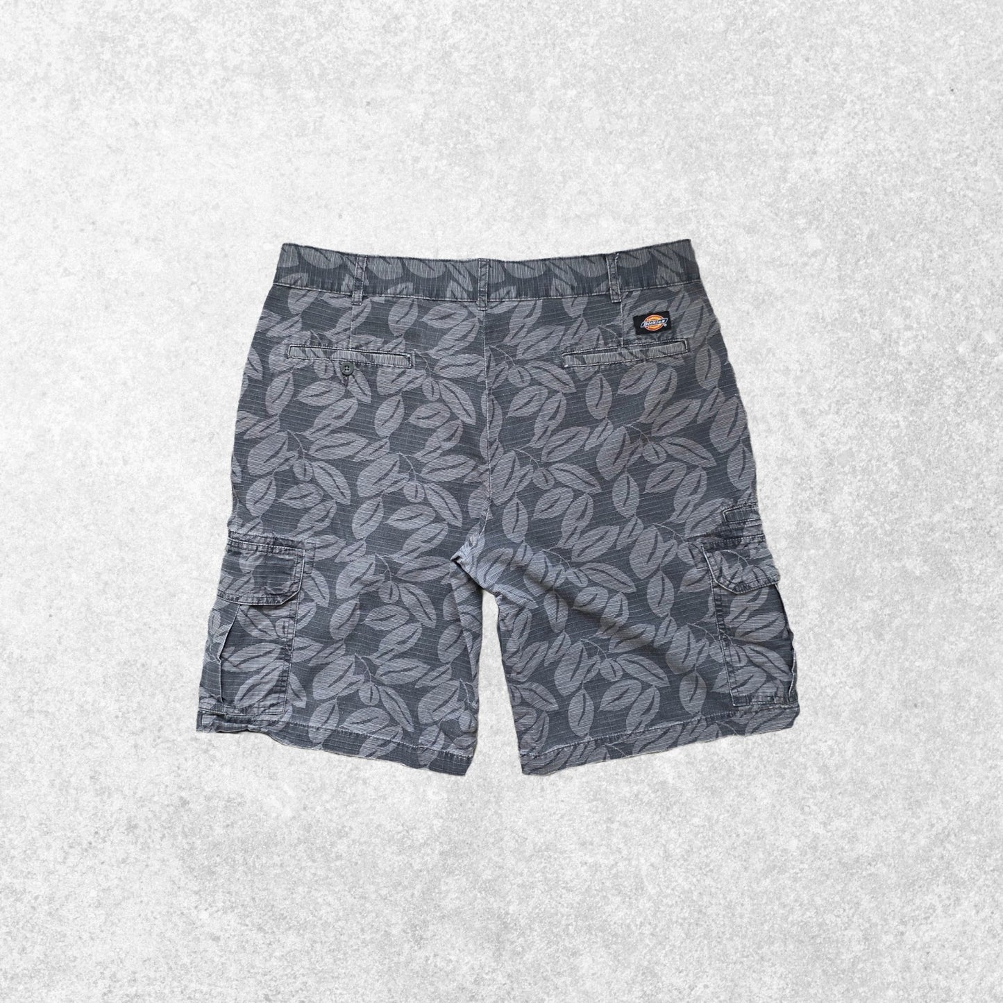 Dickies Leaf Print Cargo Shorts W36 Relaxed Fit Utility Style Grey 100% Cotton
