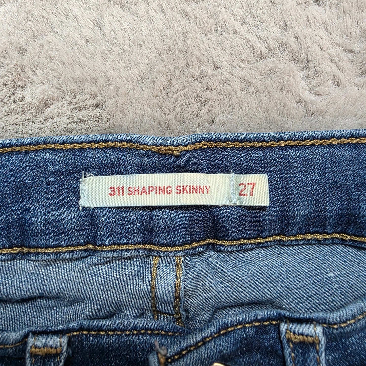 Levi's 311 Shaping Skinny Jeans W27 L30 Medium Blue β Women's β Some Wear