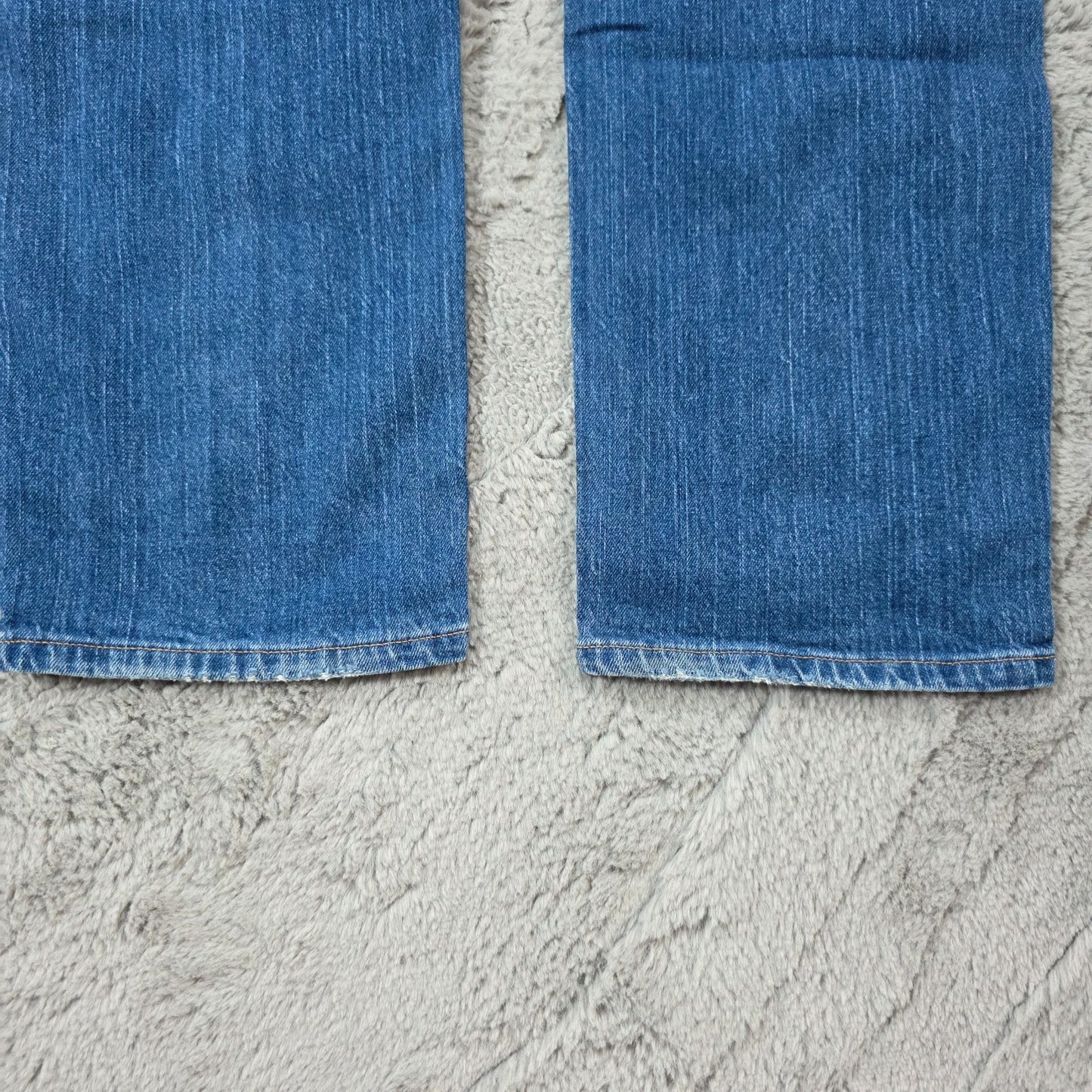 Tommy Hilfiger Straight Leg Blue Denim Jeans W33 L30 Slight Wear to Hems