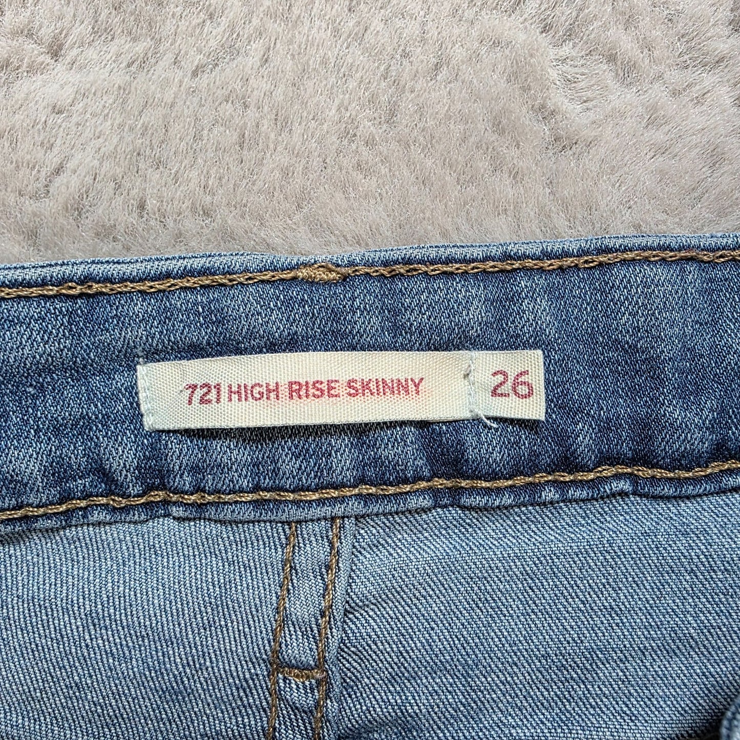 Levi's 711 High Rise Skinny Jeans Medium Wash W26 L30 Women’s Stretch Denim
