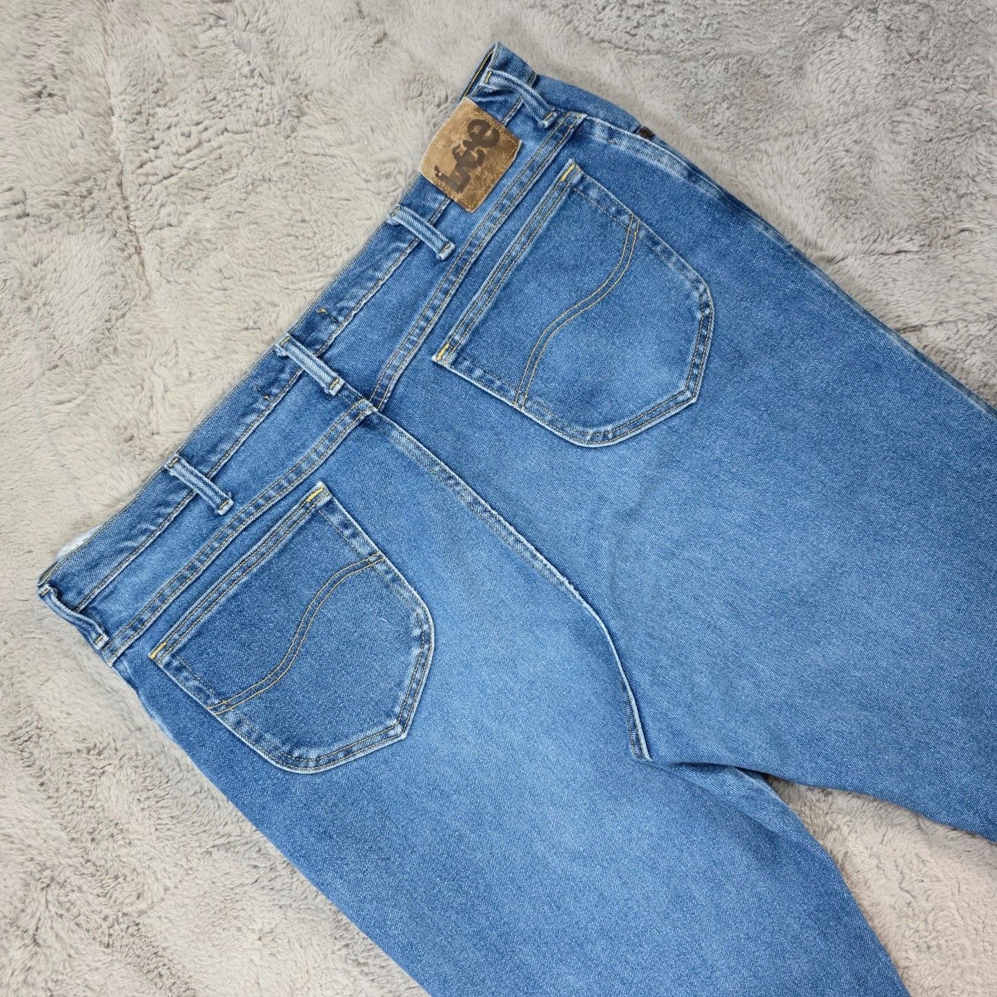 Lee Regular Fit Straight Leg Blue Jeans W44 L34 β Made in Mexico (of US Fabric)