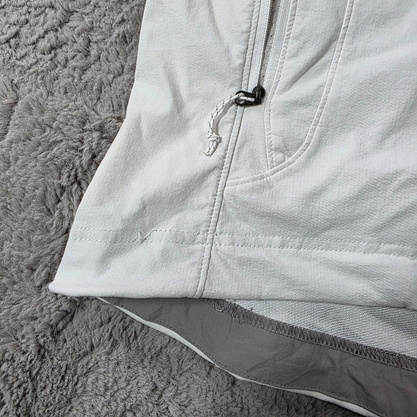 The North Face Summit Series Women’s White Softshell Jacket Size M Outdoor