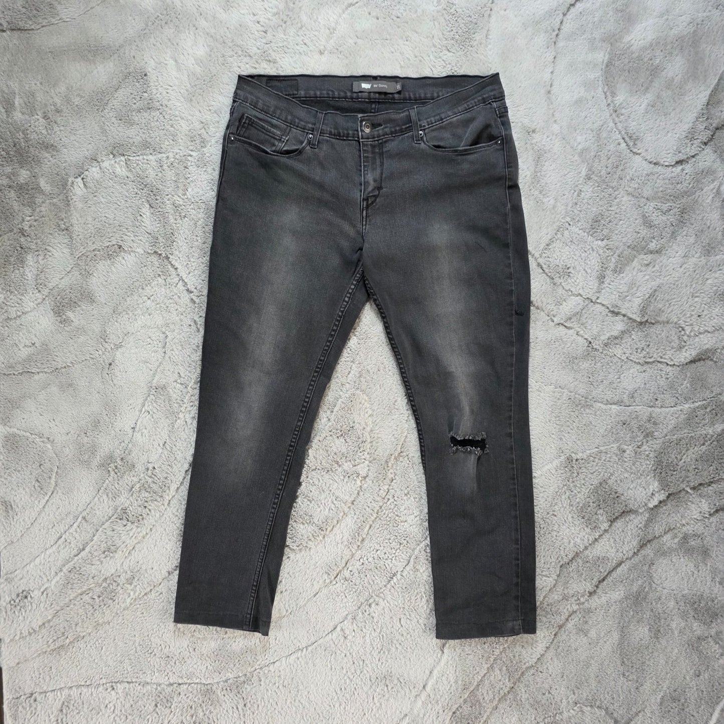 Levi's 524 Women's Skinny Jeans W33 L26 Grey Distressed Stretch Turned Up Hem
