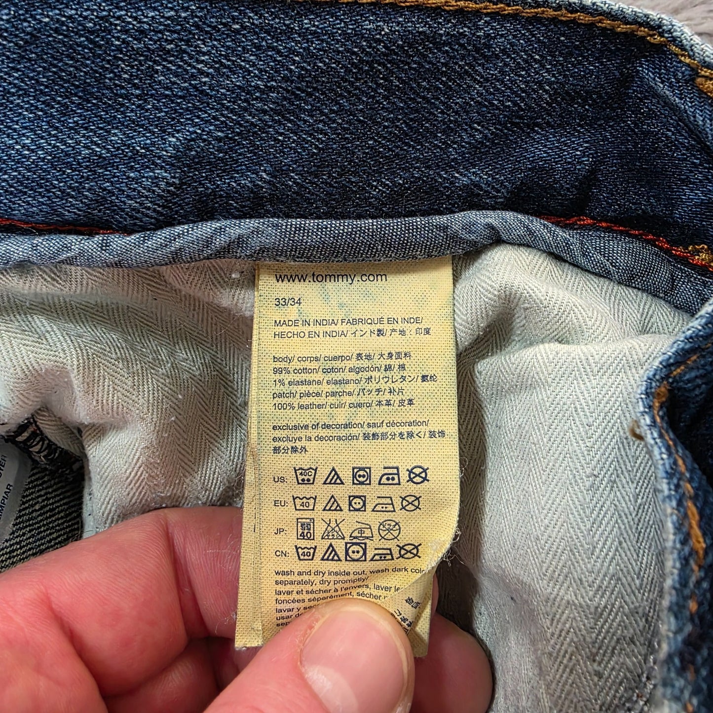 Tommy Hilfiger Men’s Slim Fit Blue Denim Jeans W33 L34 (Actual 33x30)