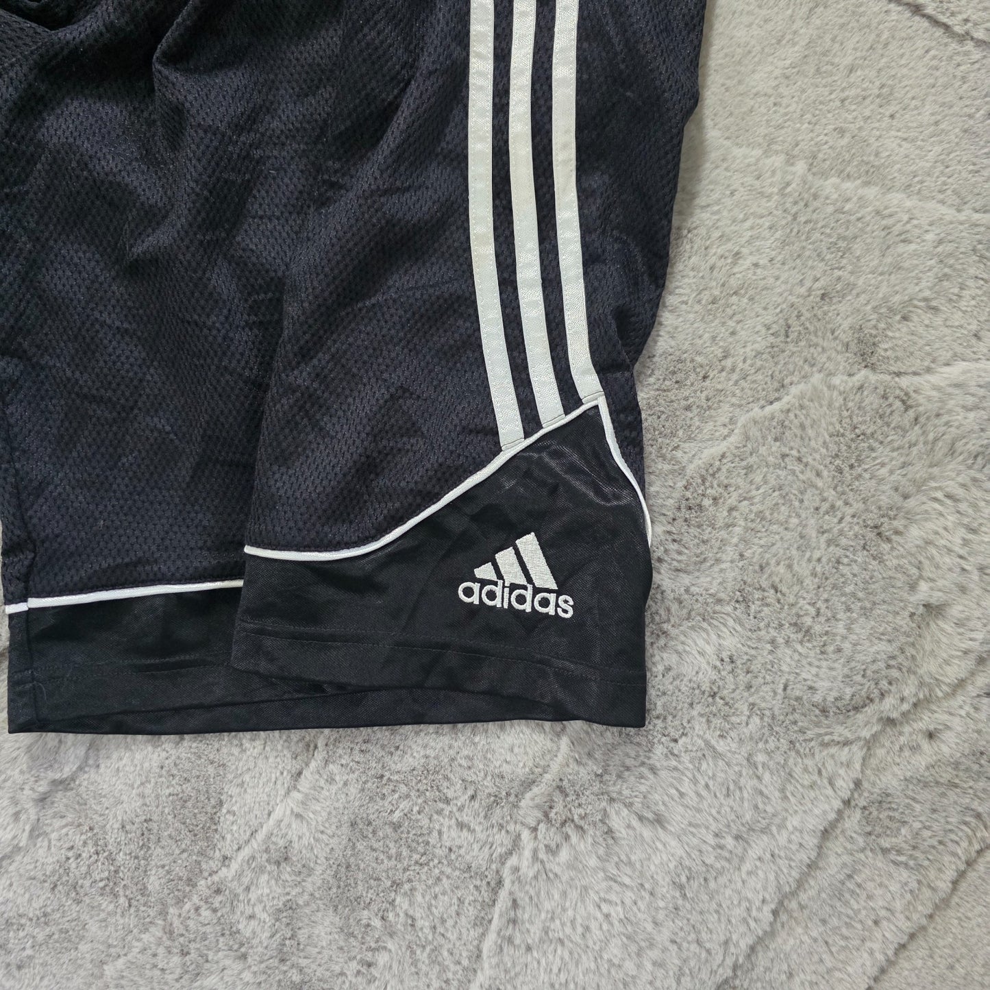 Adidas Black 3-Stripes Mesh Sports Shorts XL W38 Drawstring Waist Indonesia