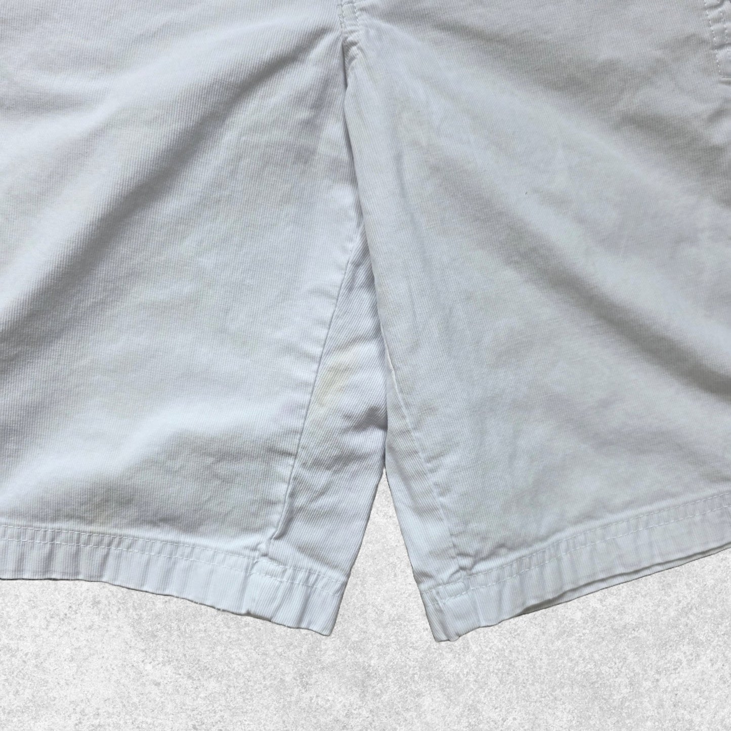 Izod White Cargo Shorts W34 Utility Style 100% Cotton Summer Casual USA Brand