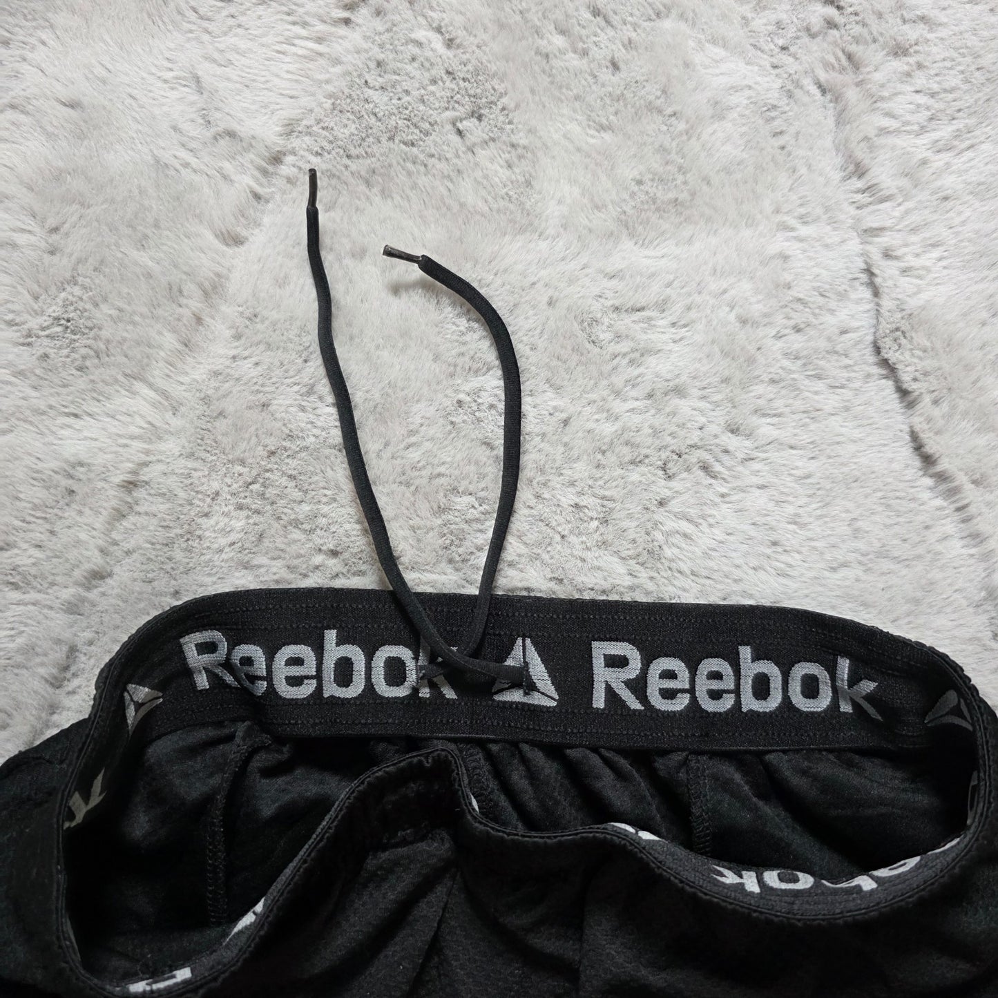 Reebok Men’s Mesh Sports Shorts Black Size M W29 10” Inseam
