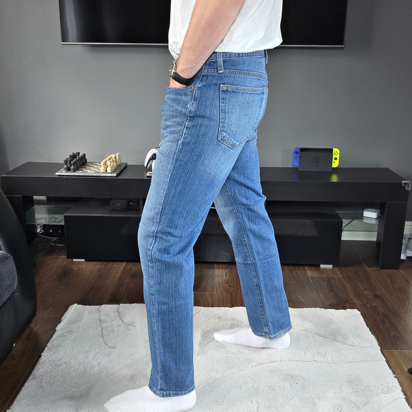 Tommy Hilfiger Straight Leg Blue Denim Jeans W33 L30 Slight Wear to Hems