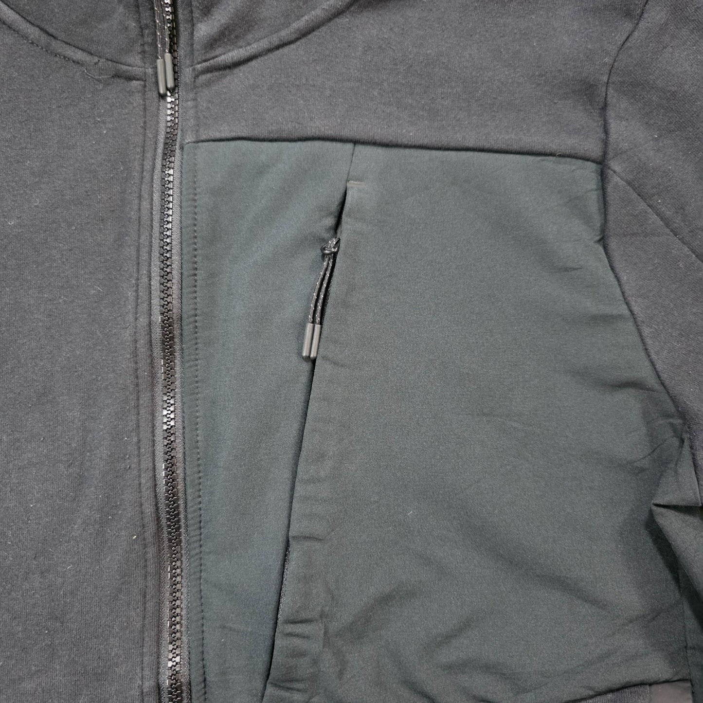 Champion Zip-Up Hoodie Black M β Performance Tech Jacket with Thumb Holes