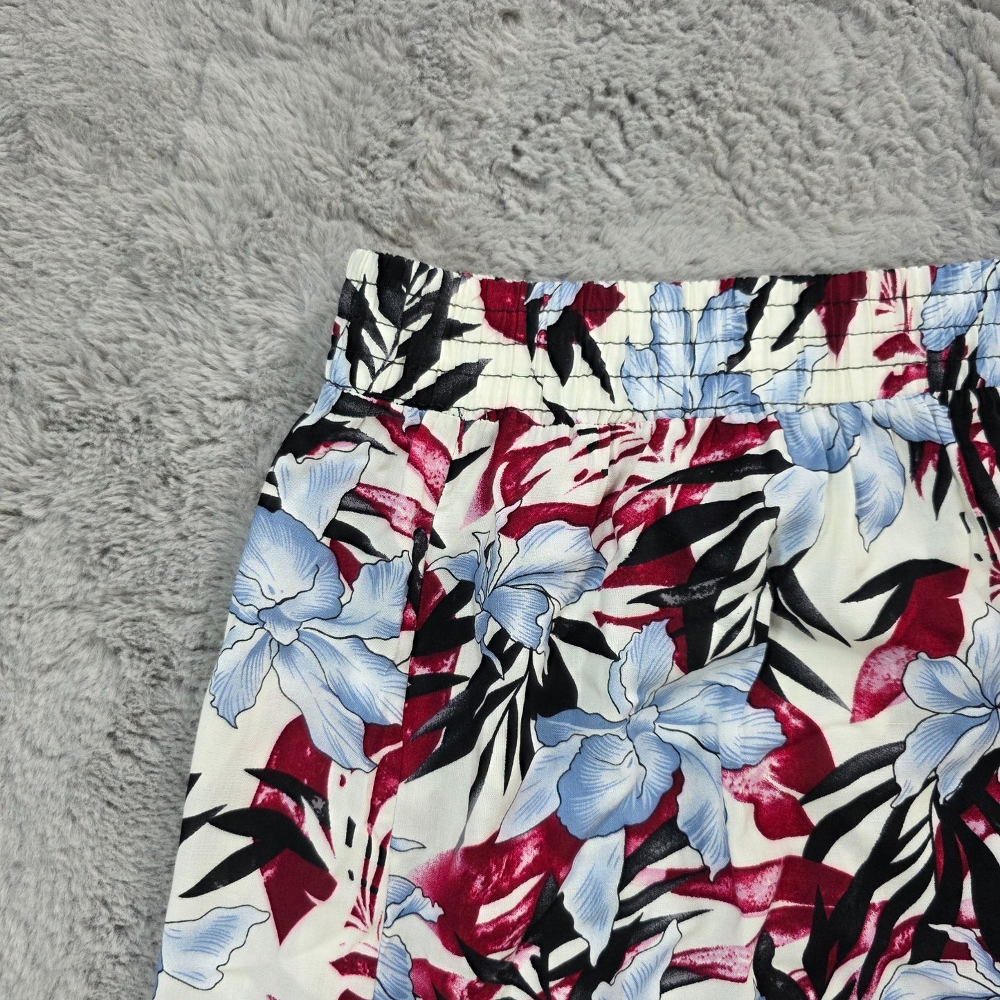 Women’s Maxi Skirt L/XL White Blue Red Floral 100% Cotton