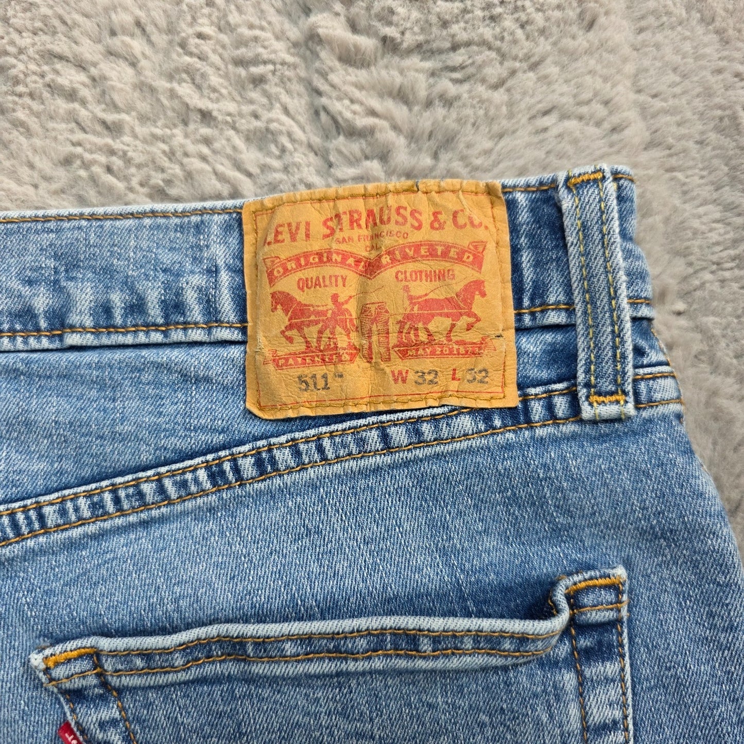 Levi’s 511 Slim Fit Jeans W32 L29 Light Blue Raw Hem Cropped Distressed
