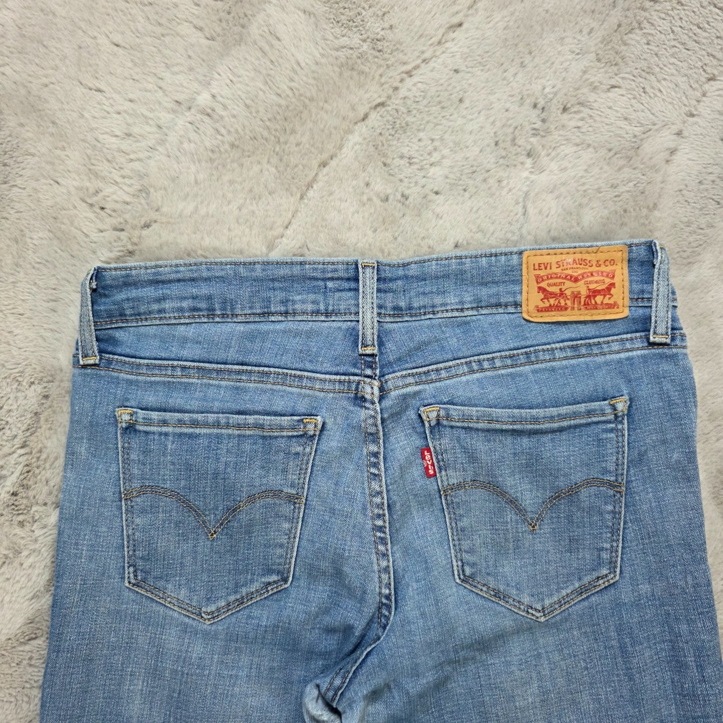 Levi’s 711 Skinny Jeans W28 L32 Light Wash Women’s Mid Rise Stretch Denim
