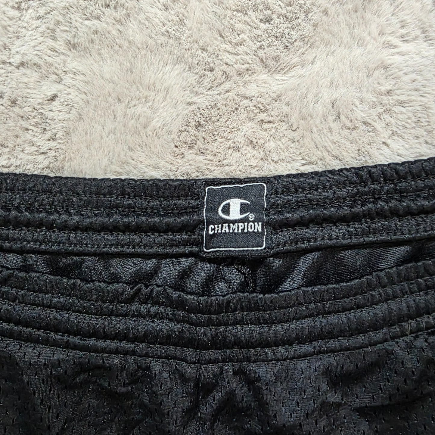 Champion Black Mesh Shorts Red Trim Men’s W40 Vintage Retro Basketball Style