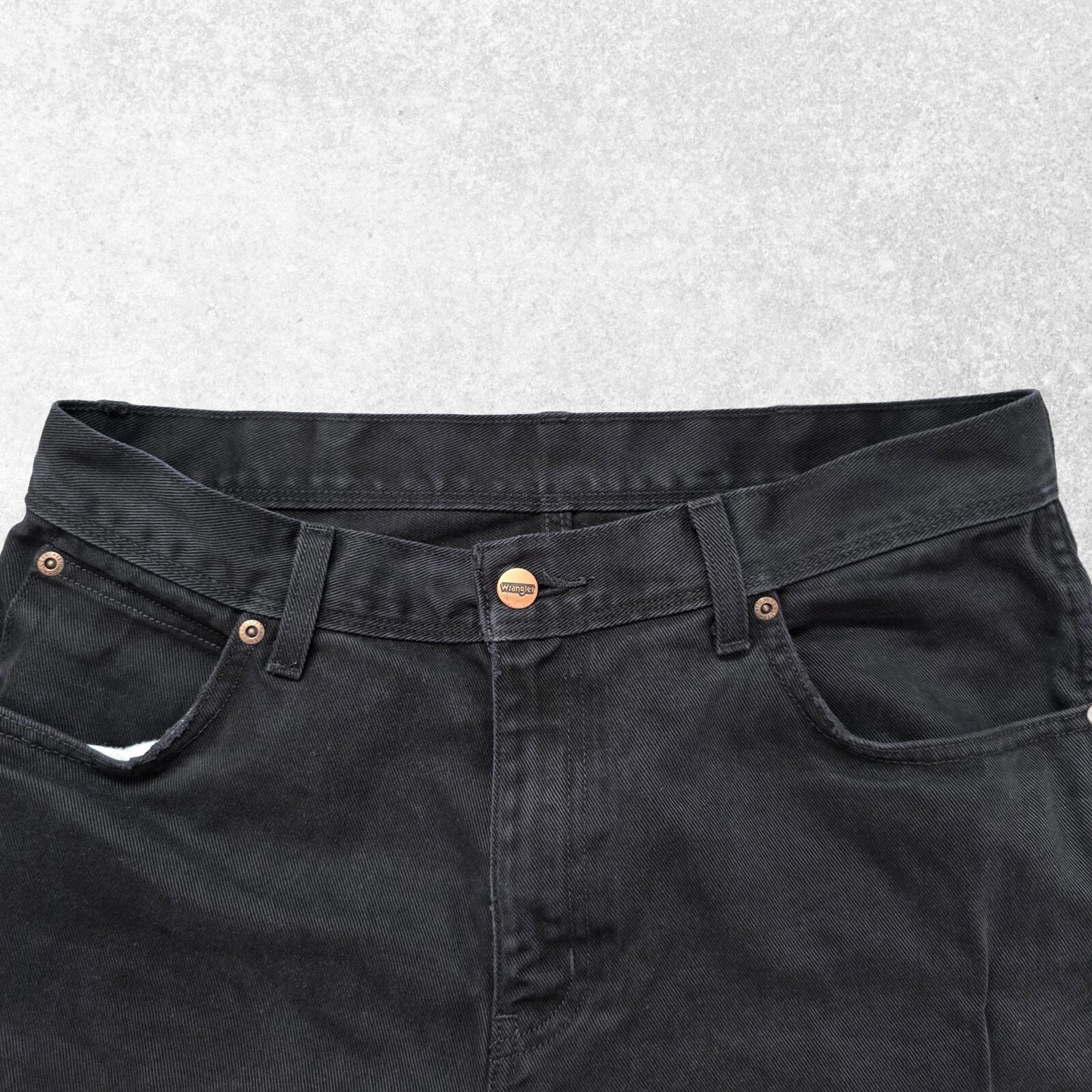 Wrangler black denim cut off shorts W33 frayed hem regular fit 100% cotton