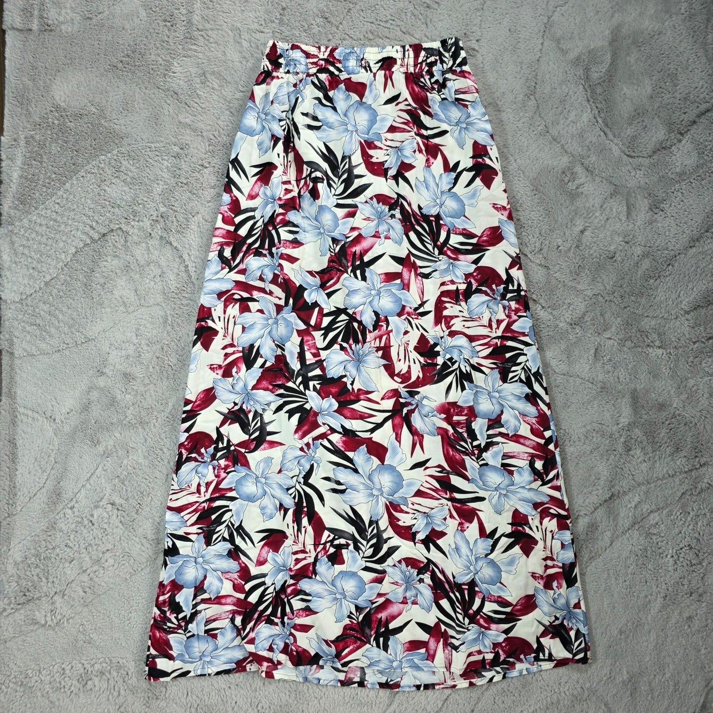 Women’s Maxi Skirt L/XL White Blue Red Floral 100% Cotton
