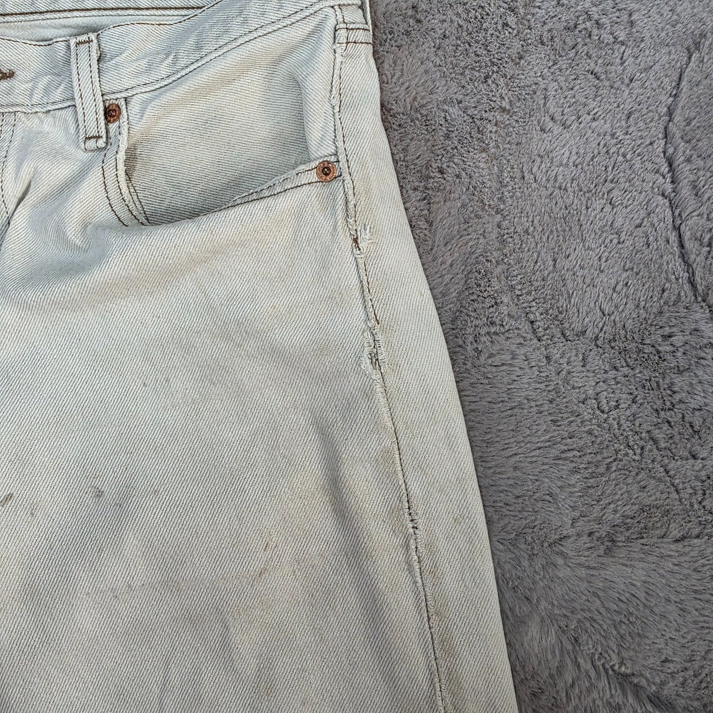 Levi’s 501 Jeans White Made in USA Vintage W34 L32 Distressed Stained Denim