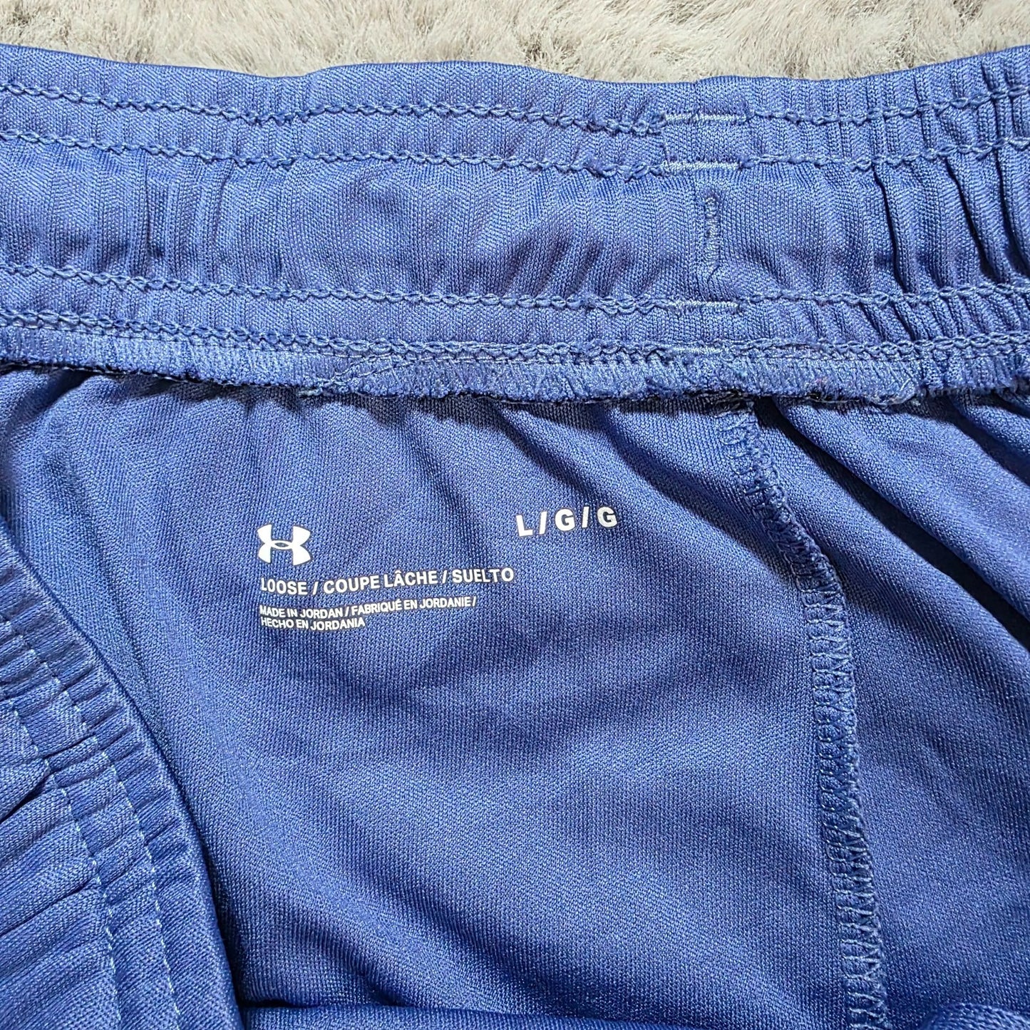 Under Armour Light Blue Sports Shorts Men’s Size L Loose Fit Drawstring Gym
