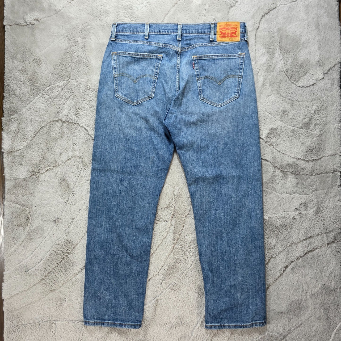 Levi's 505 Regular Fit Jeans W36 L30 Mid Blue Straight Leg USA Style