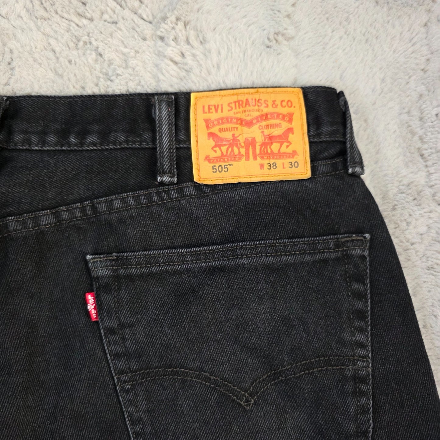 Levi’s 505 Men’s Straight Leg Jeans Black W38 L30 Made in Mexico