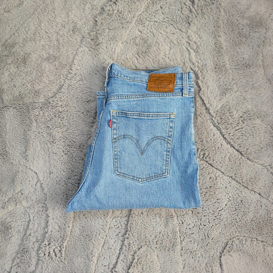Levi’s Premium Big E Women’s Jeans Light Blue W32 L27 High Rise Distressed Knee
