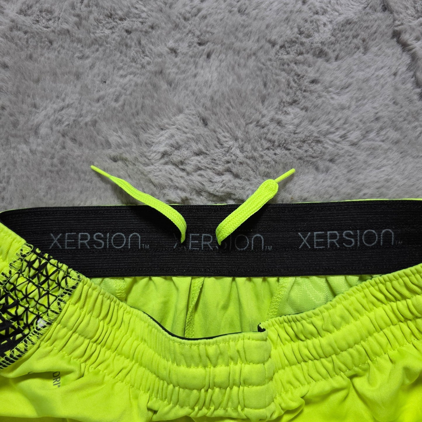 Xersion Quick Dri Neon Yellow Sports Shorts Size L 14/16 Youth W25 Polyester