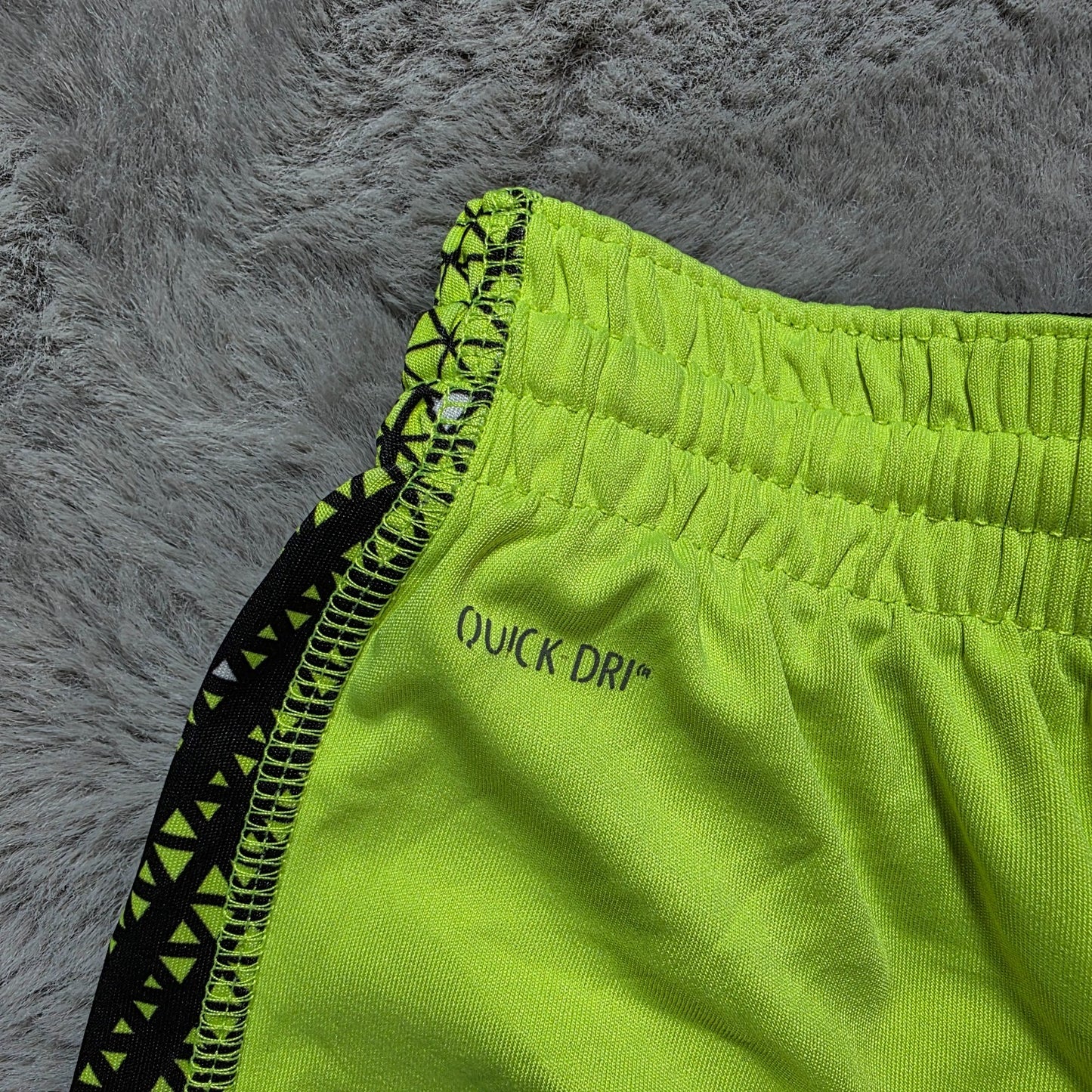 Xersion Quick Dri Neon Yellow Sports Shorts Size L 14/16 Youth W25 Polyester
