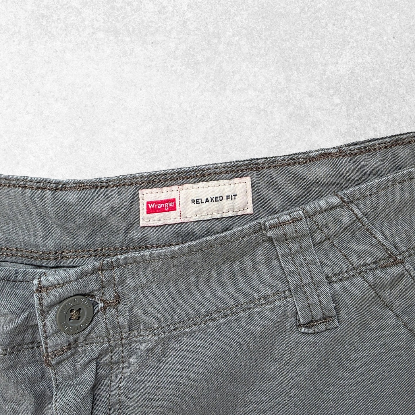 Wrangler Relaxed Fit Cargo Shorts Grey W40 100% Cotton Blend Utility Pockets