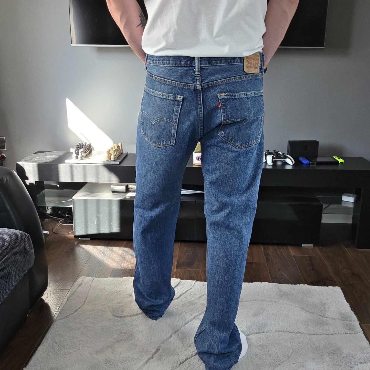 Levi’s 505 men’s straight leg jeans blue W36 L34 (actual inseam 33”)