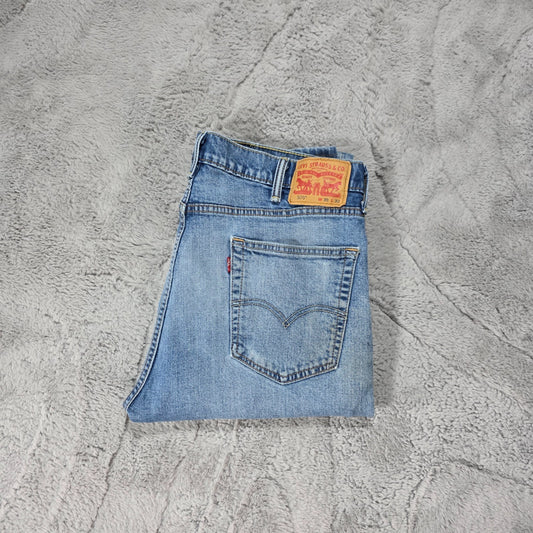 Levi’s 505 Straight Leg Blue Jeans W38 L32 (Measures 37x31) – Classic Light Wash