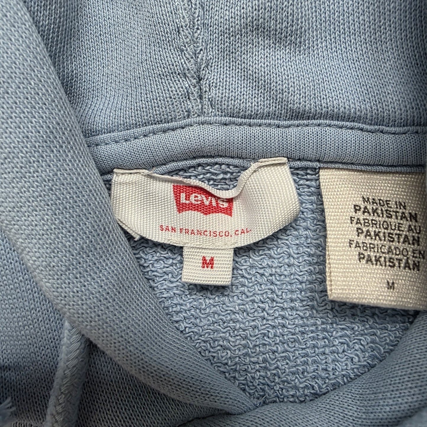 Levi’s Hoodie Women’s Medium Light Blue Oversized Logo Cotton Kangaroo Pocket