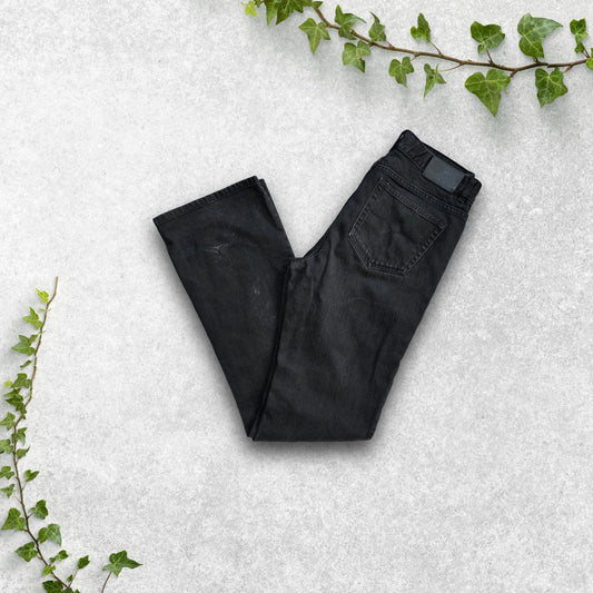 Essential Styling Tips for Vintage Denim in Everyday Fashion