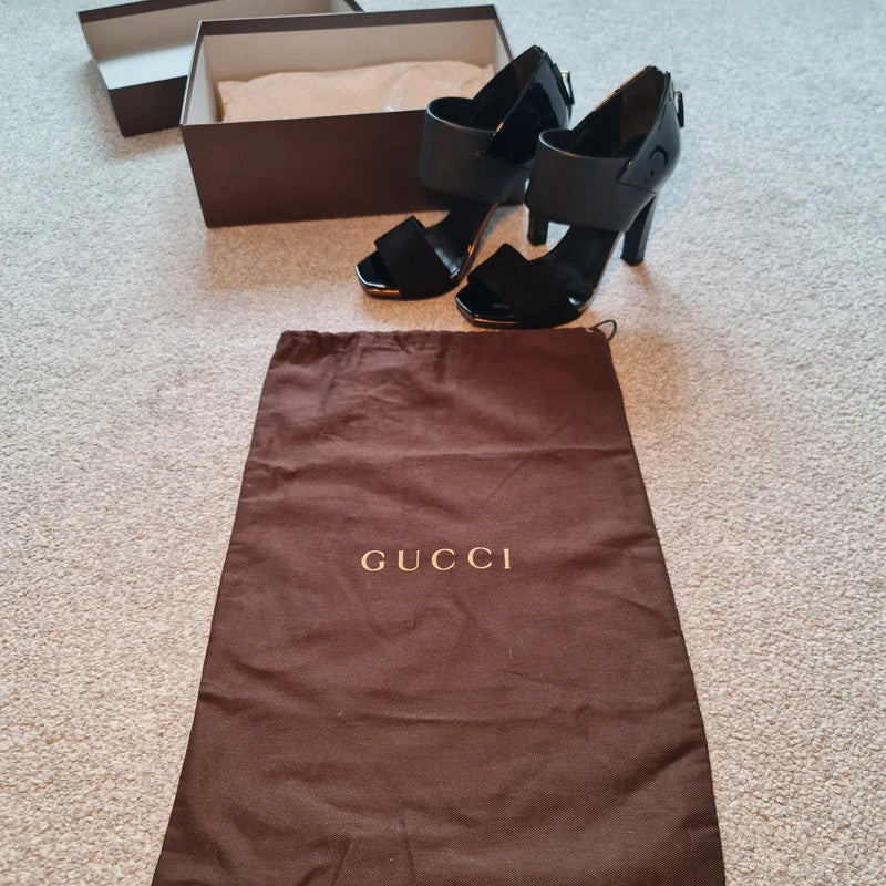 Gucci Black Suede Strappy High Heels with Open Toe Size 4.5
