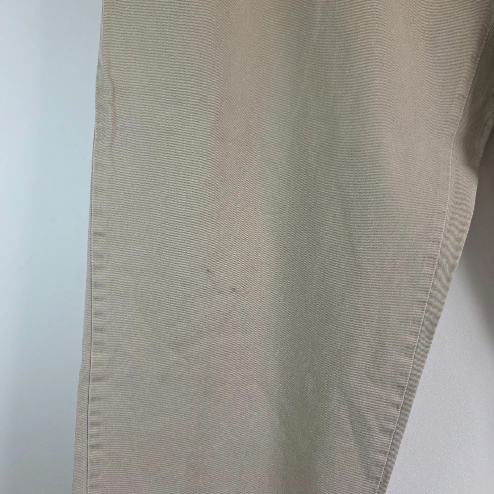 Tommy Hilfiger beige chino trousers pleated front, 100% cotton, relaxed fit.