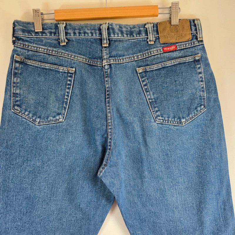 Vintage Wrangler Jeans W35 L29 Blue Tapered 90s Denim Made USA Fit