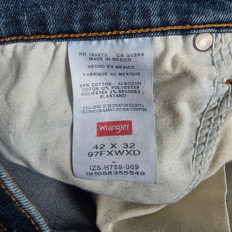 Wrangler Jeans W42 L32 Blue Relaxed Straight Stretch Denim Men's