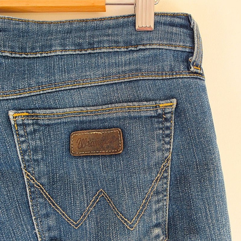 Wrangler Women's Bootcut Jeans W33 L33 Blue Stretch Denim Regular Body Fit