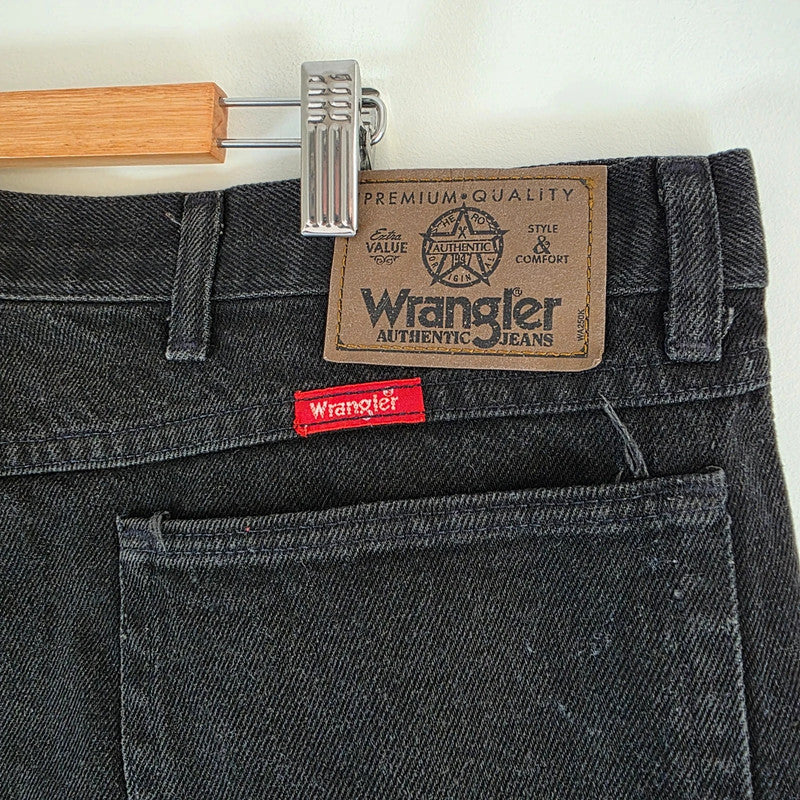 Vintage Wrangler Jeans W43 L30 Black Denim Relaxed Straight Leg USA Made Men's