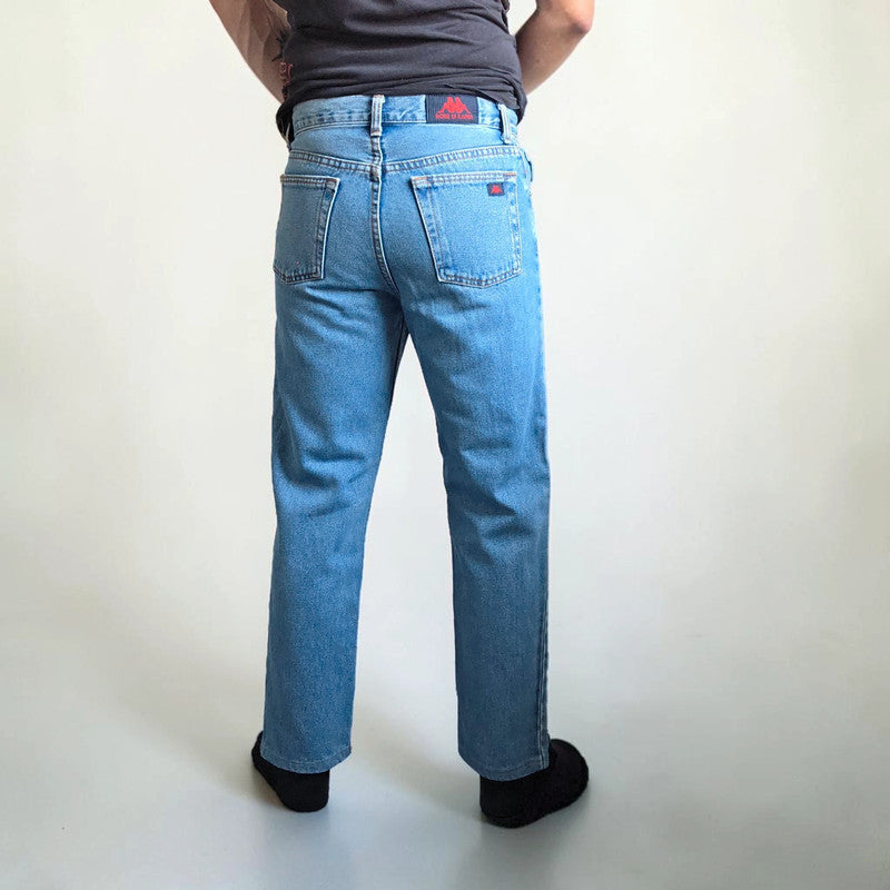 Robe Di Kappa blue straight jeans with vintage logo patch and cotton material.