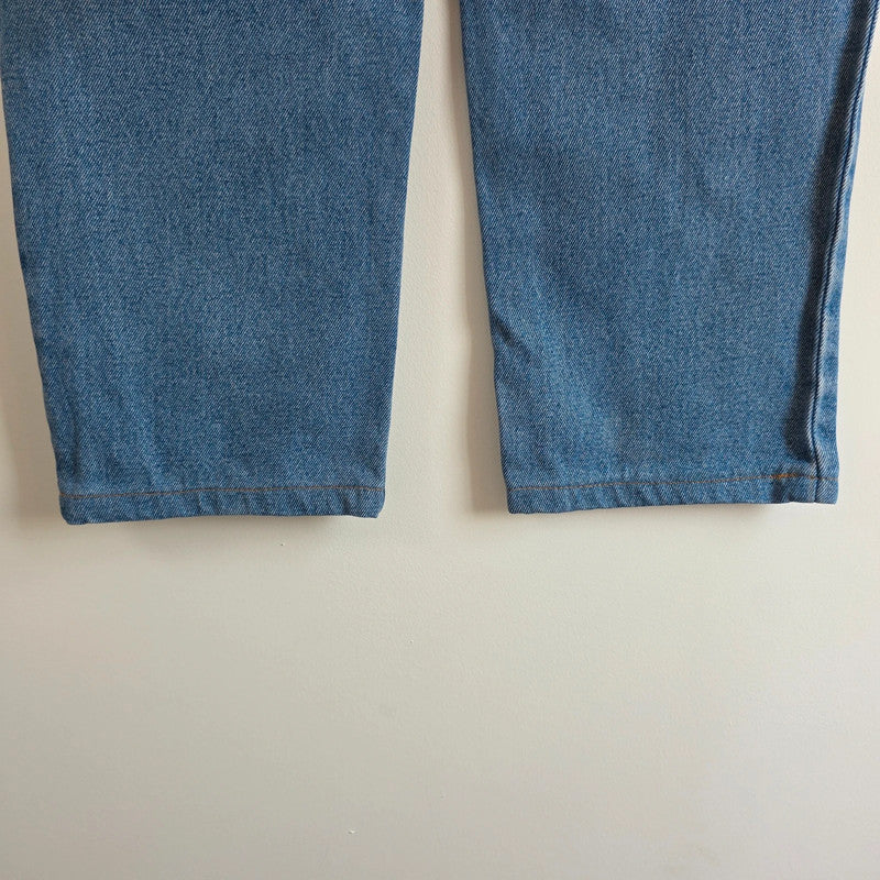 Robe Di Kappa blue straight jeans with vintage logo patch and cotton material.