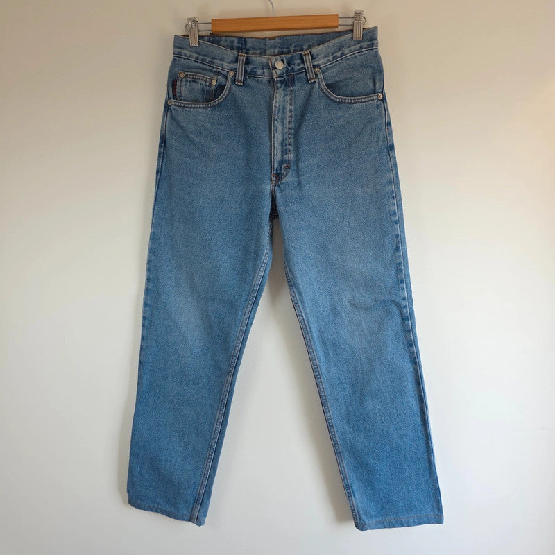 Robe Di Kappa blue straight jeans with vintage logo patch and cotton material.