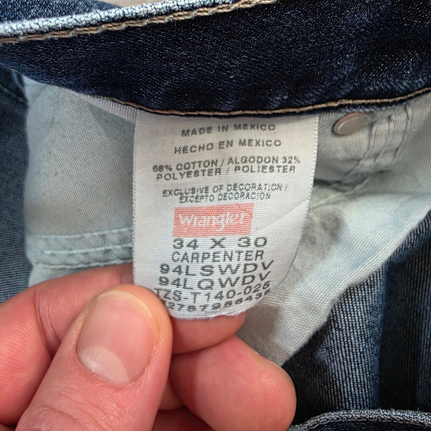 Wrangler carpenter straight leg blue denim jeans W34 L30 made in Mexico workwear