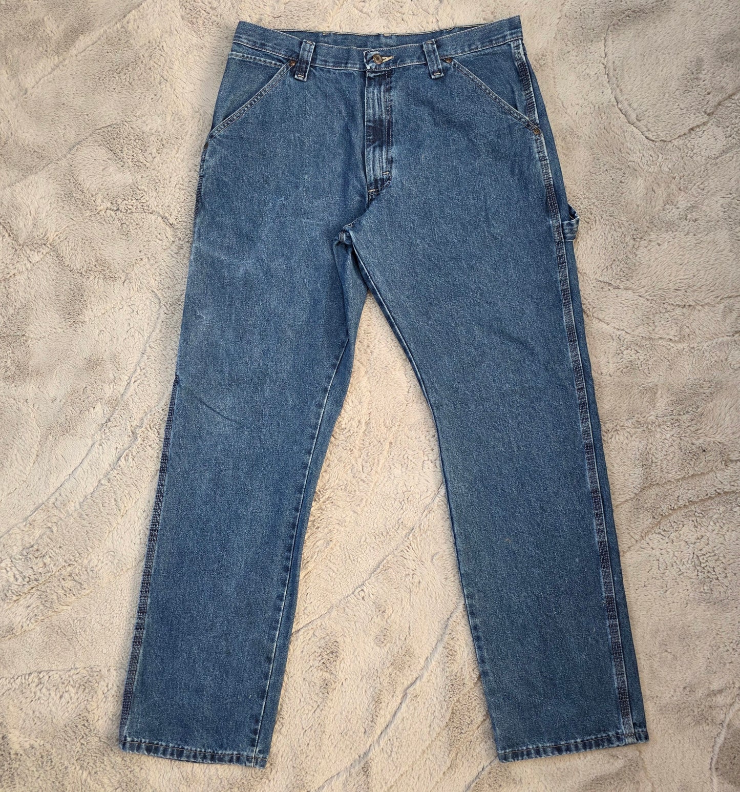 Wrangler carpenter straight leg blue denim jeans W34 L34 made in Nicaragua workwear